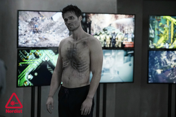 Aperçu de Brett Dalton dans le rôle de Hive dans la saison 3 d’Agents of SHIELD